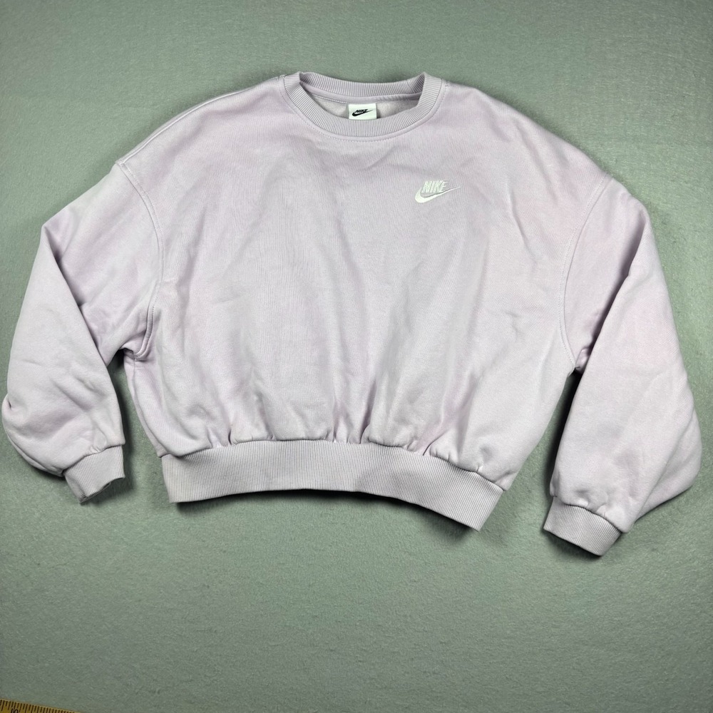 Nike Sportswear Club Fleece Girls Large Crew Neck Sweatshirt FZ9244-537 Lavender